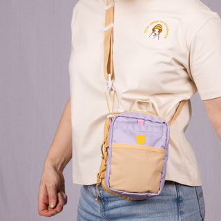 Woolly Wolf hydration shoulderbag lavendel