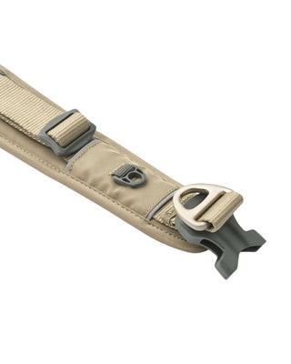 Hundinspiration Dog Copenhagen Explorer halsband i färgen desert dune med mjuk vaddering och reflexdetaljer