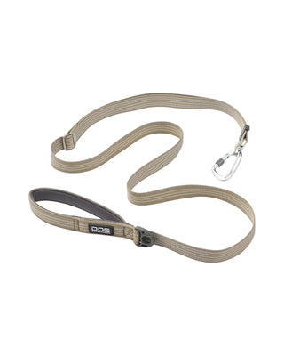 Hundinspiration DOG Copenhagen Urban Freestyle koppel i färgen desert dune med vadderat handtag och aluminiumhake